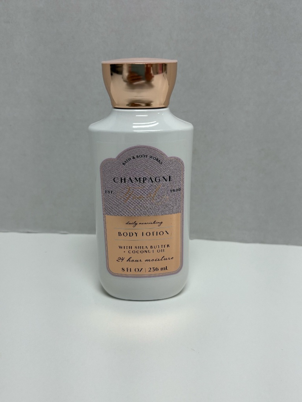 Bath and Body Works Daily Nourishing Body Lotion Champagne‎ Toast - 8FlOz/236ml.